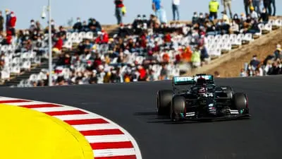 سباق الفورمولا وان على الإنترنت